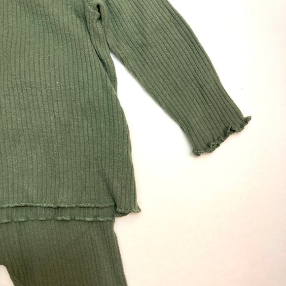 Old Navy Two Piece Green Rib Knit Ruffle Neck Flare Pants Matching Set Outfit - Picture 4 of 10